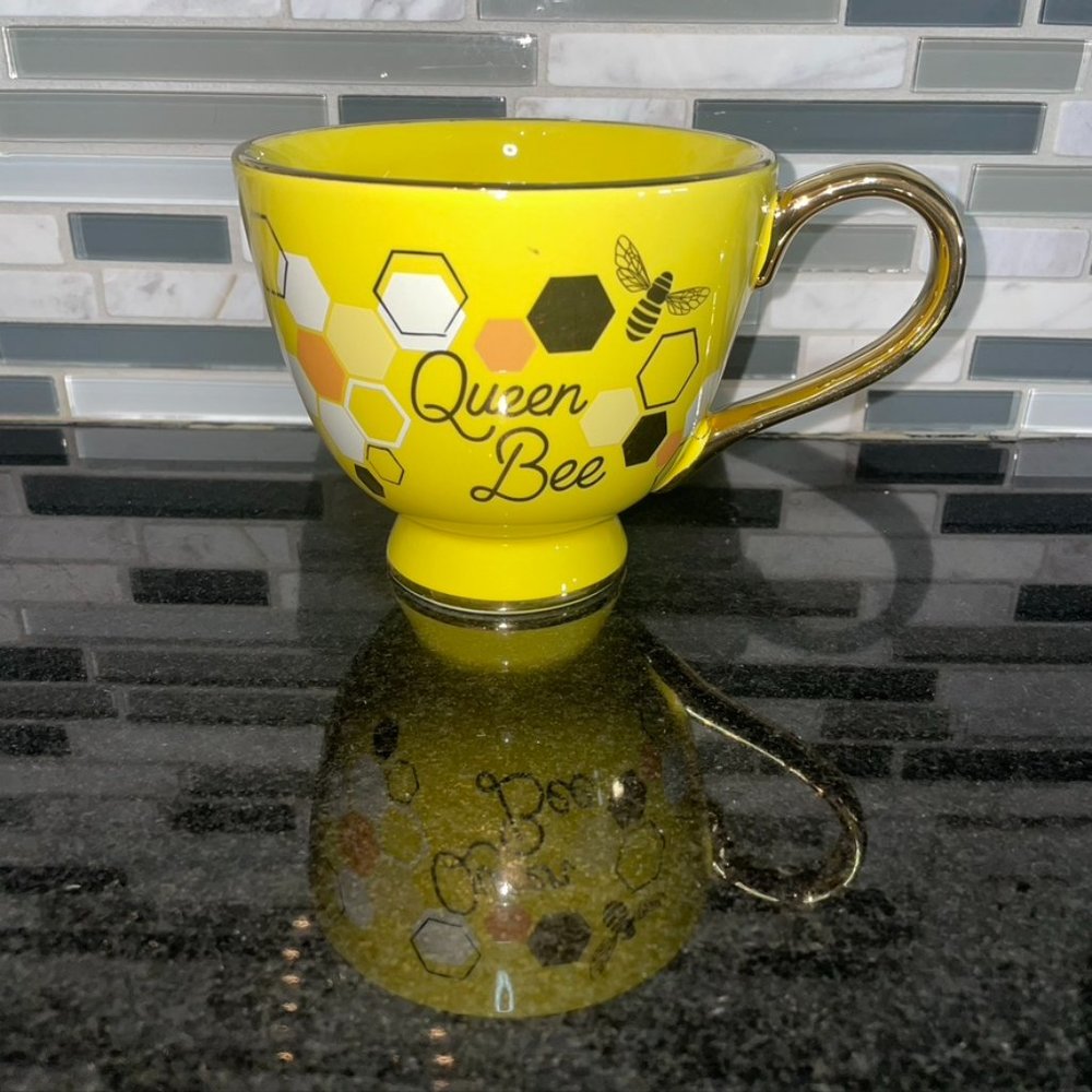 Queen Bee Mug